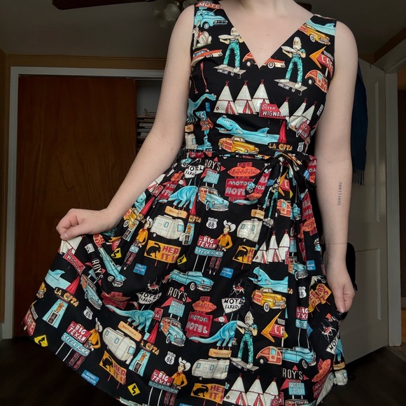 Modcloth Dresses & Skirts - Modcloth Bea & Dot Colorful Sign Print Dress